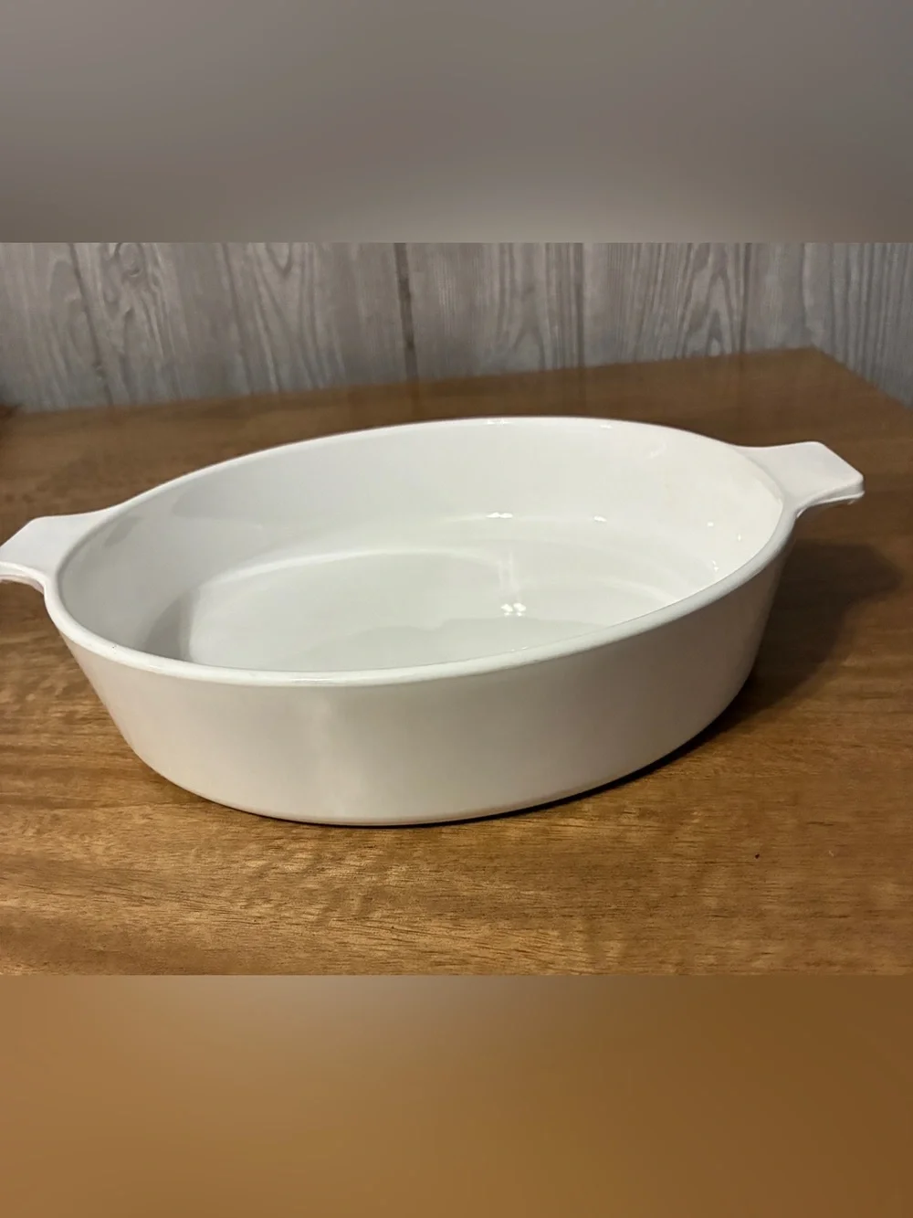 Corning White Coupe Buffet Server 8.5” skillet